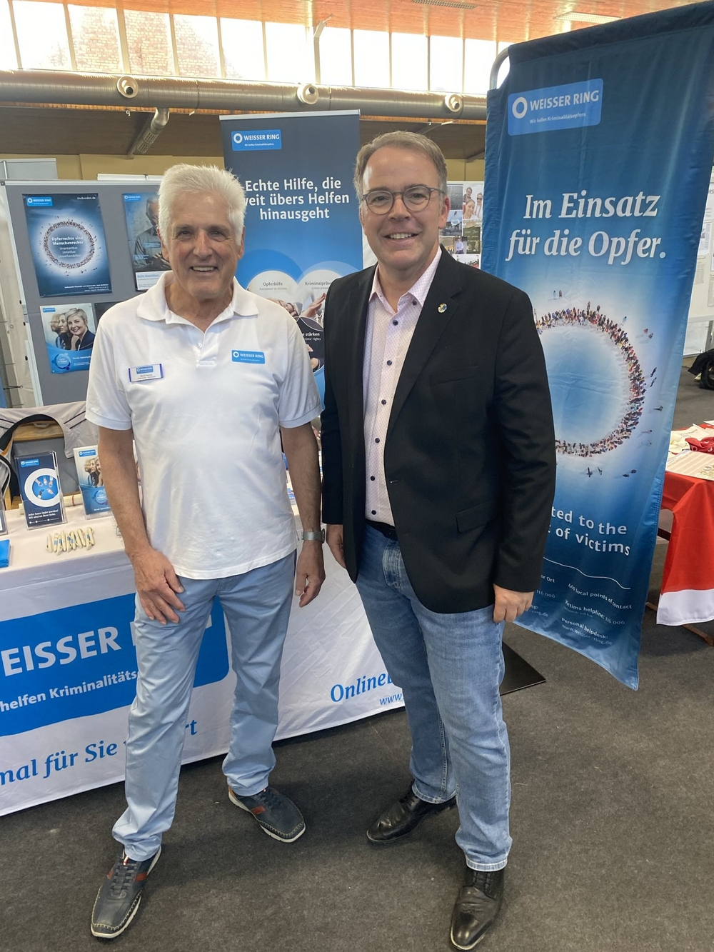 Bürgermeister am Info-Stand